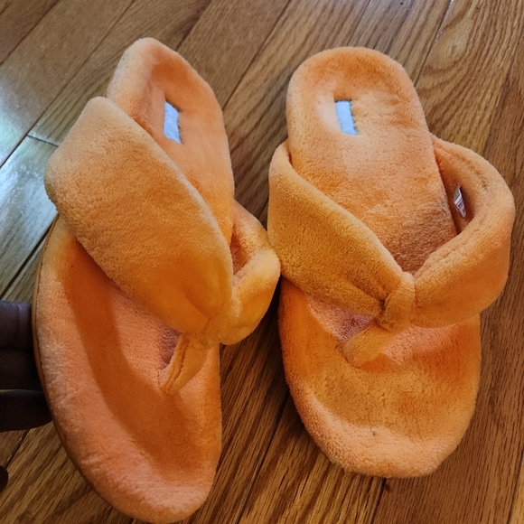 Vionic Lydia Orthaheel Technology Thong Sandals - Picture 6 of 8